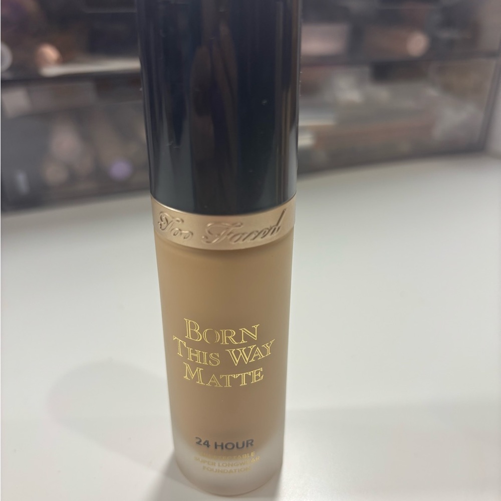 Too Faced Born This Way Matte Foundation - Tan